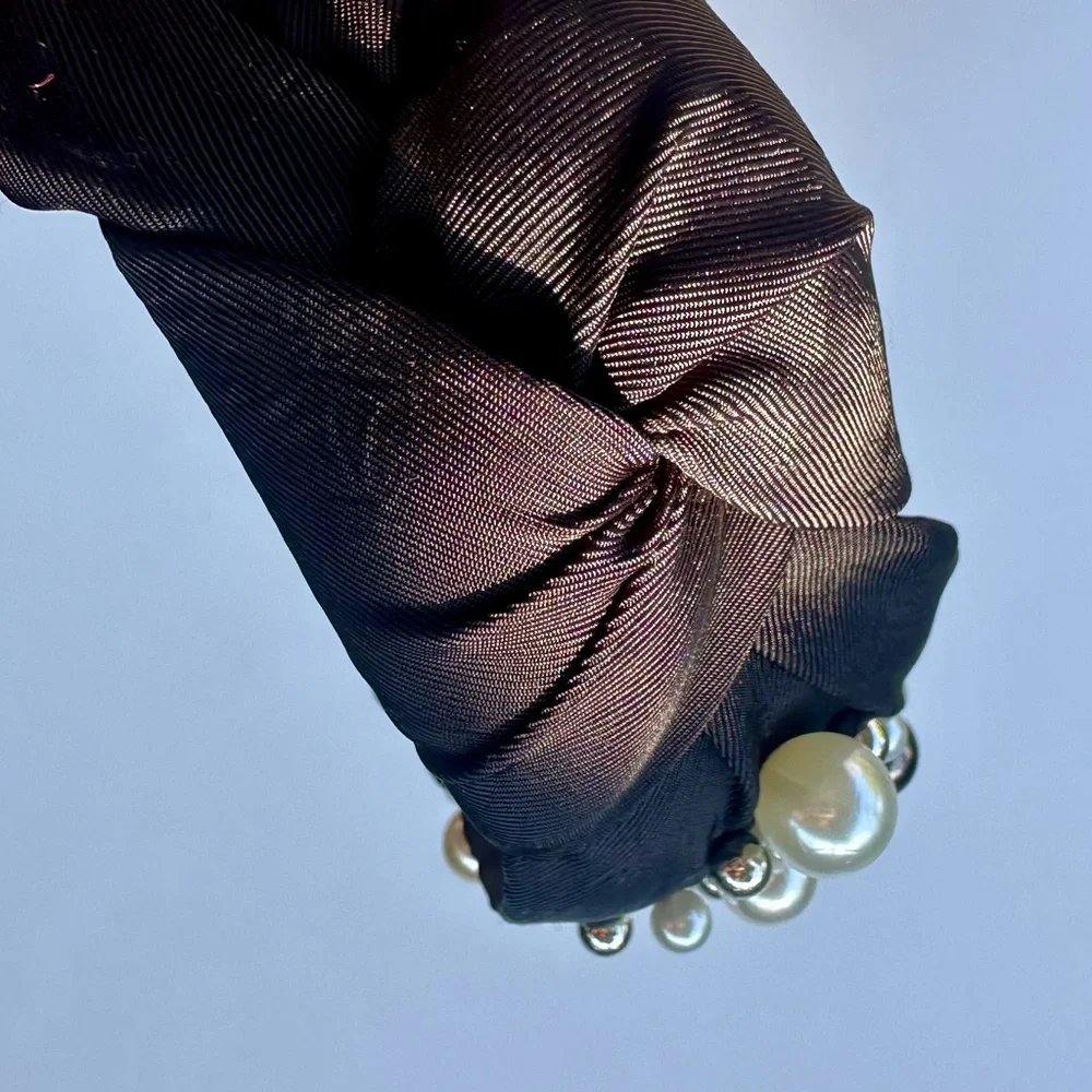 Elegant Black Pearl-Embellished Headband